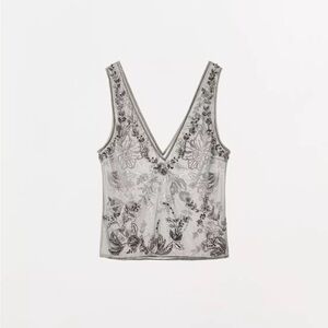 EMBROIDERED TULLE STRAP TOP.